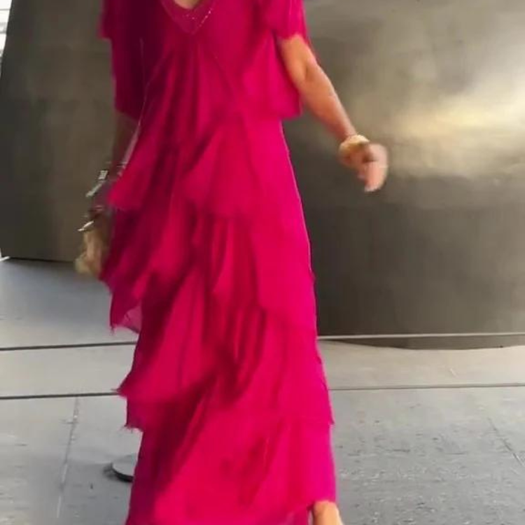 SAVANE | Lange Vloeiende Jurk met Elegante V-Hals
