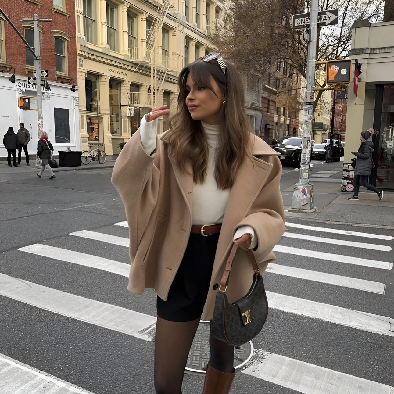 Dames soft beige trendy oversized wollen jas - NoorderAmsterdam