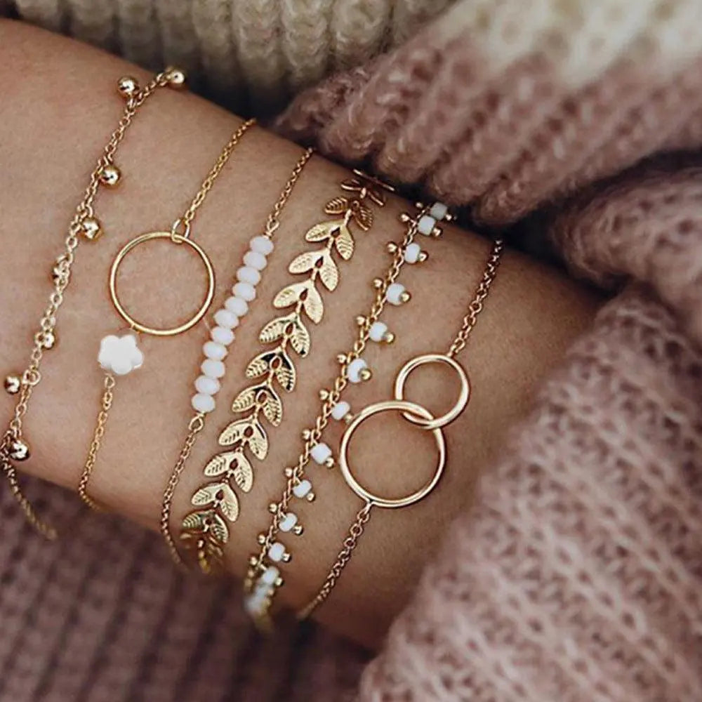 Gelaagde armbanden set in goudlook – elegante boho stijl