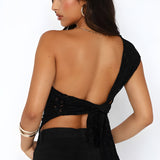 YunaWear | Nalia Kantentop met One-Shoulder Striksluiting